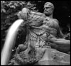 Particolare della fontana Angelica in piazza Solferino