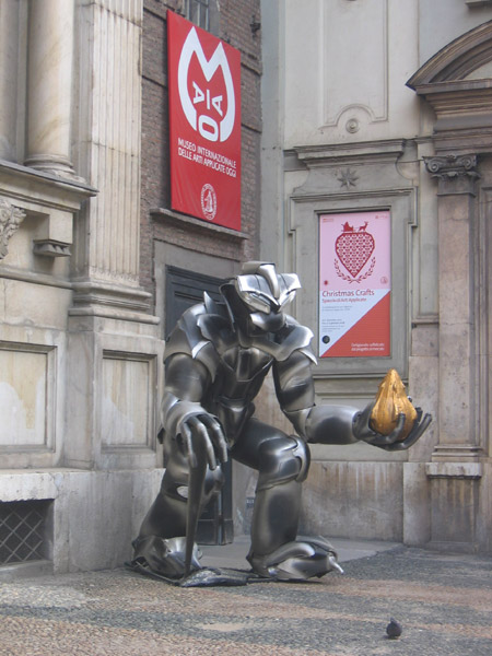 Buttafuori, Museo Internazionale delle Arti Applicate Oggi in via Maria Vittoria 5