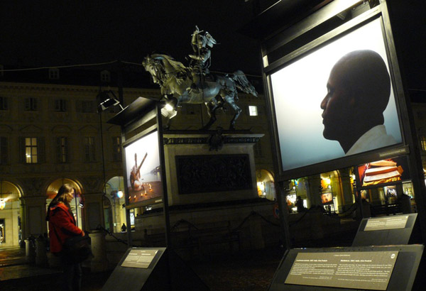 Sguainando la spada. Piazza San Carlo e la mostra del 2008 
