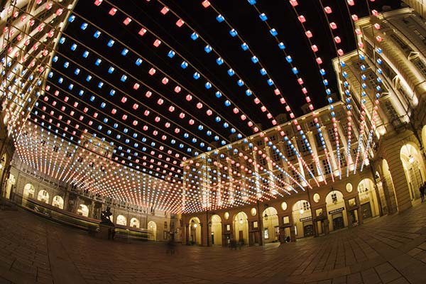 Luci d'artista in piazza del Municipio