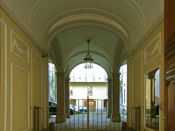 Androni di Torino: via Bogino 25