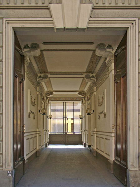 Androni di Torino: via Cibrario 19