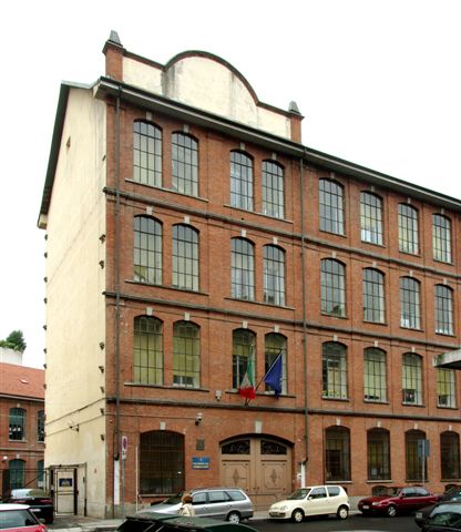 Una sede secondaria dello stabilimento Paracchi, del 1894, in via Fossano 1