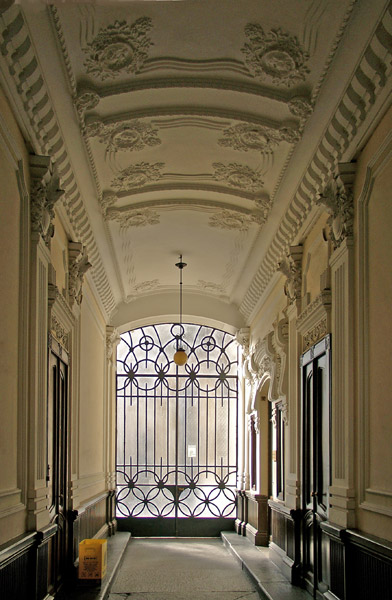 Androni di Torino: via Principi d'Acaja 20