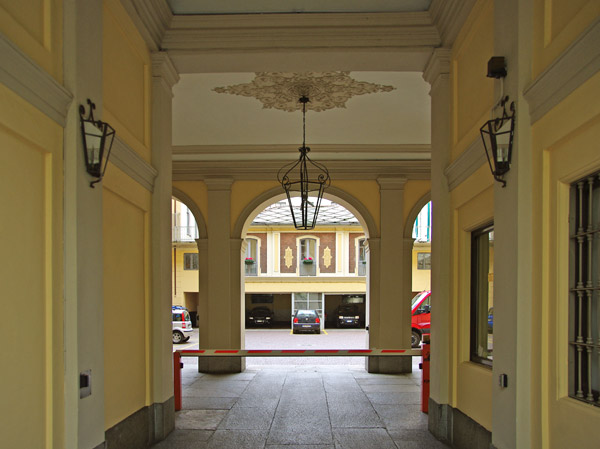 Androni di Torino: corso Re Umberto 8