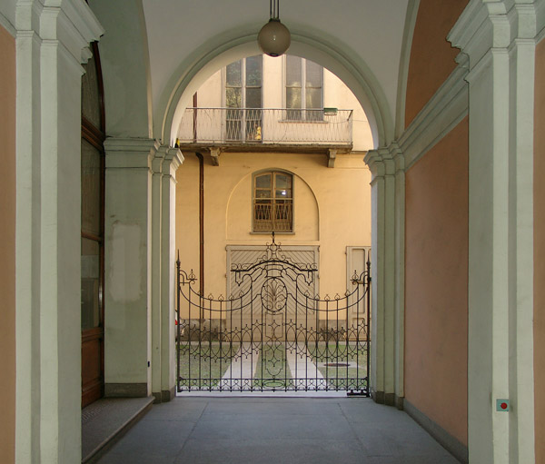 Androni di Torino: corso Re Umberto 12
