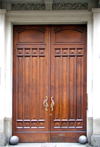 Portoni di Torino: via Cibrario 36/bis