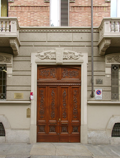 Portoni di Torino: corso Francia 100