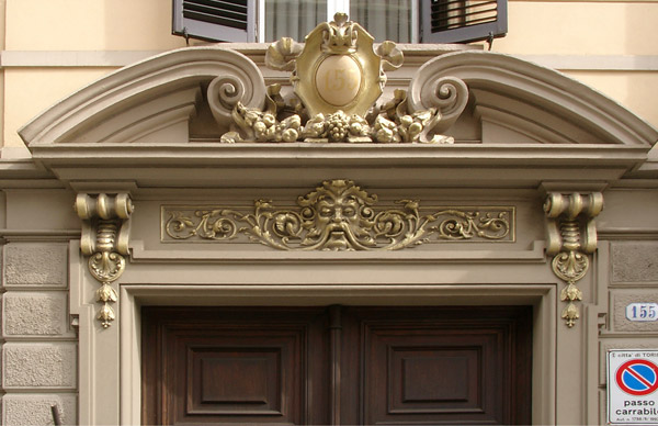 Portoni di Torino: via Nizza 155