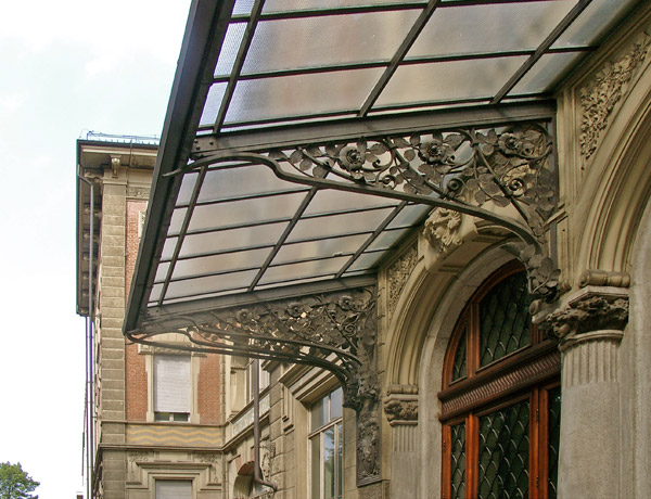 Tettoia in corso Galileo Ferraris 11