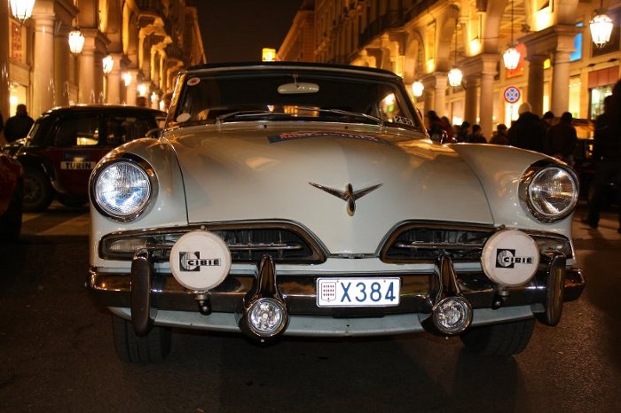 Partenza del rally di Montecarlo, via Roma.