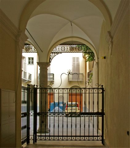 Androni di Torino: via Carlo Alberto 13