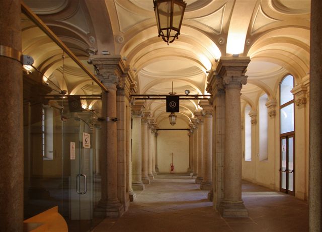Androni di Torino: via Garibaldi 25