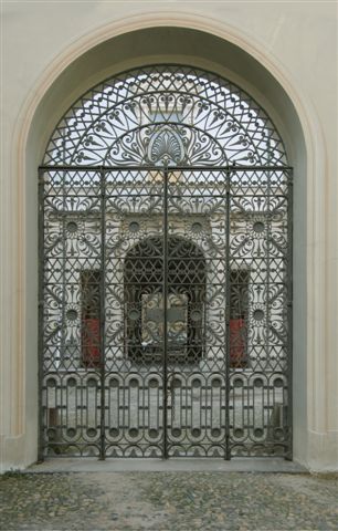 Androni di Torino: via San Francesca da Paola 17