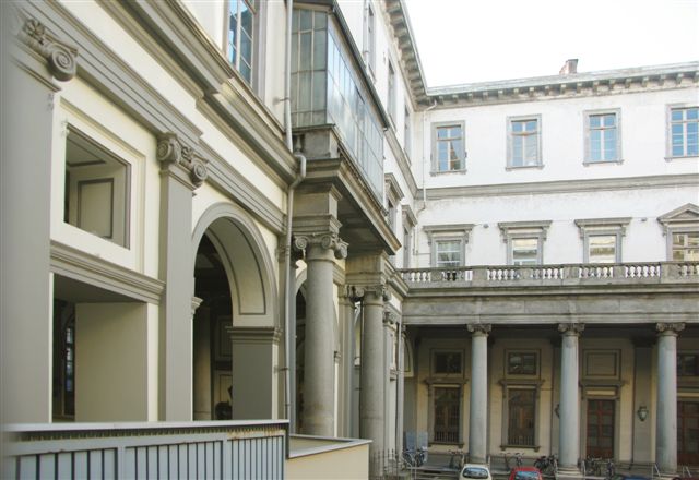 Cortili di Torino: via Corte d'Appello 16