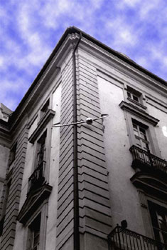 Piercing in piazza Corpus Domini