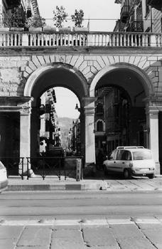 portici di via Po