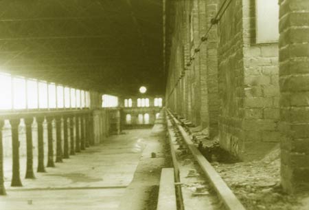 Fabbrica in scorci