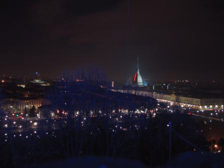 Panorama notturno dal Monte dei Cappuccini