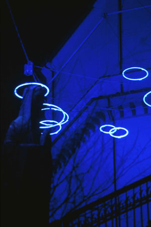 Madonna in blu.