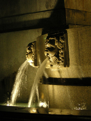 Fontana Angelica in piazza Solferino