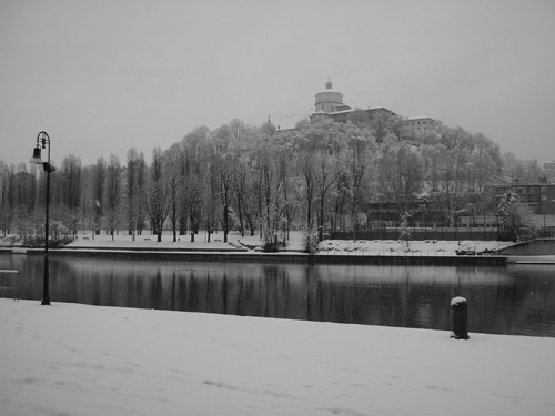 Murazzi sotto la neve