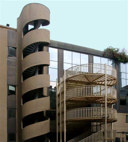 Rampe a scelta in via Bertola 28