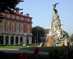 Torino Occulta - Piazza Statuto